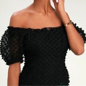 Black Shear DOT textured  fabric off the shoulder woman’s Top Size S Lulu’s NWT